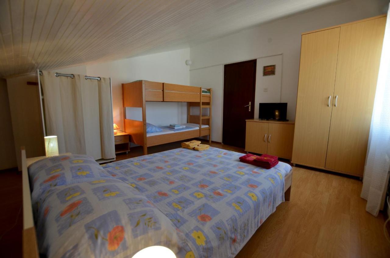 Galant Apartments روفينج الغرفة الصورة