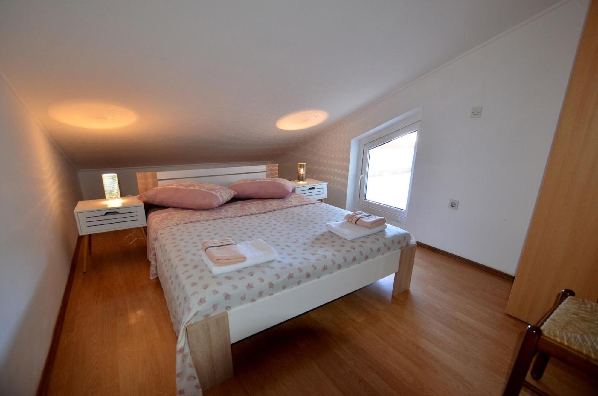 Galant Apartments روفينج الغرفة الصورة