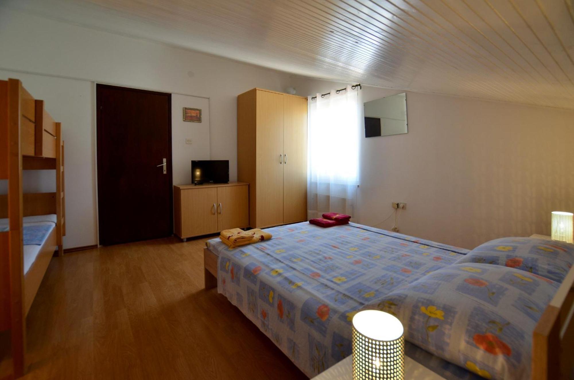 Galant Apartments روفينج الغرفة الصورة