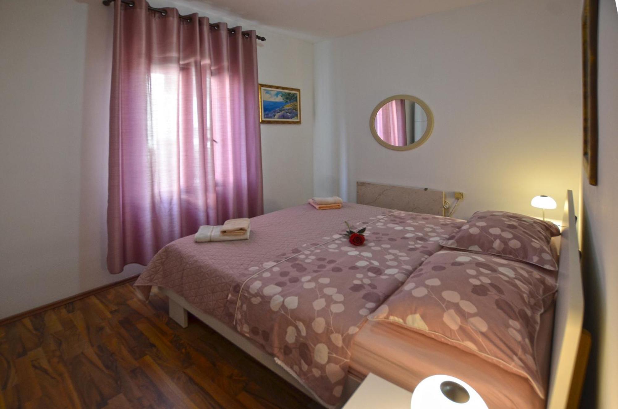 Galant Apartments روفينج المظهر الخارجي الصورة