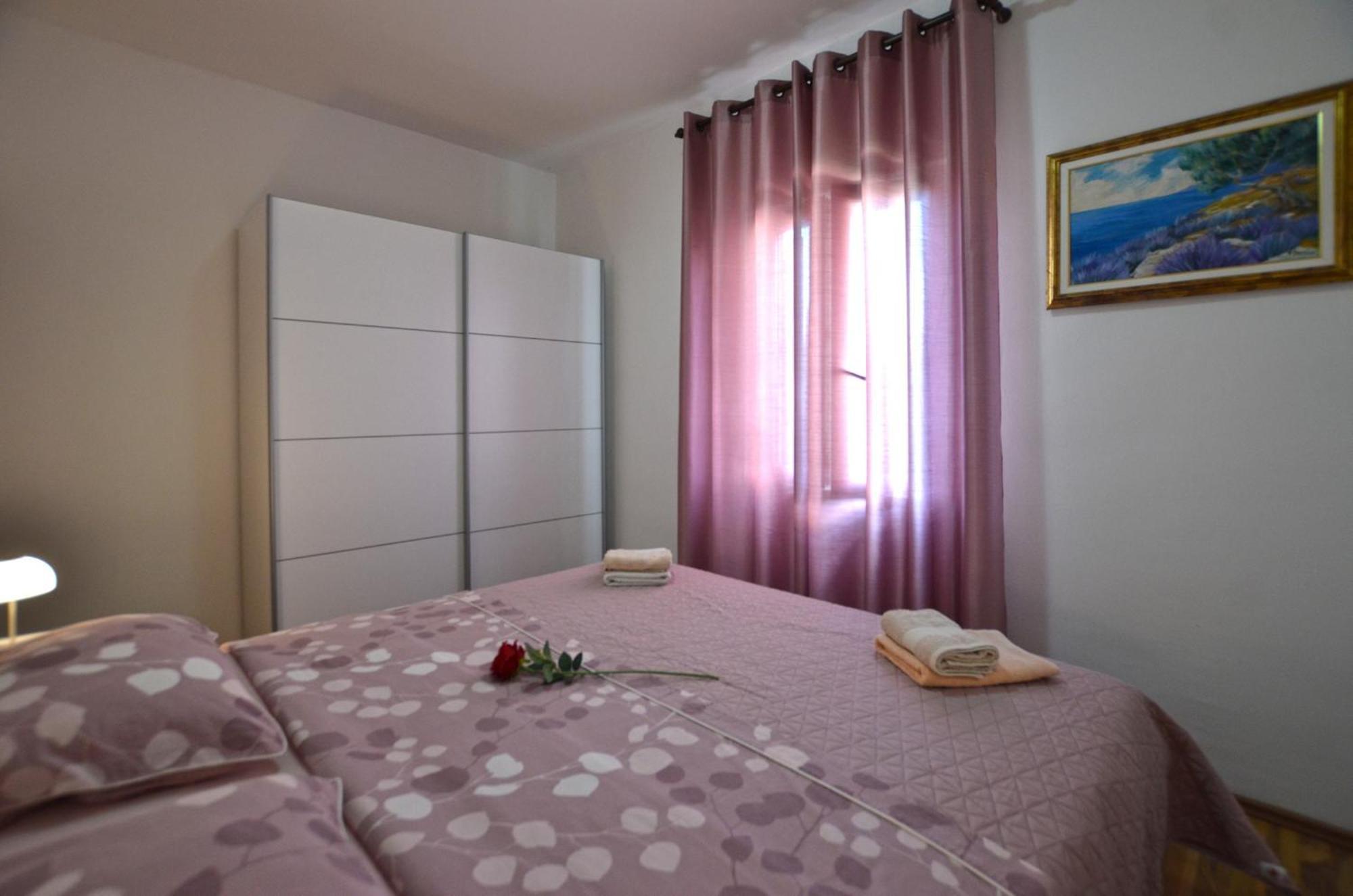Galant Apartments روفينج المظهر الخارجي الصورة